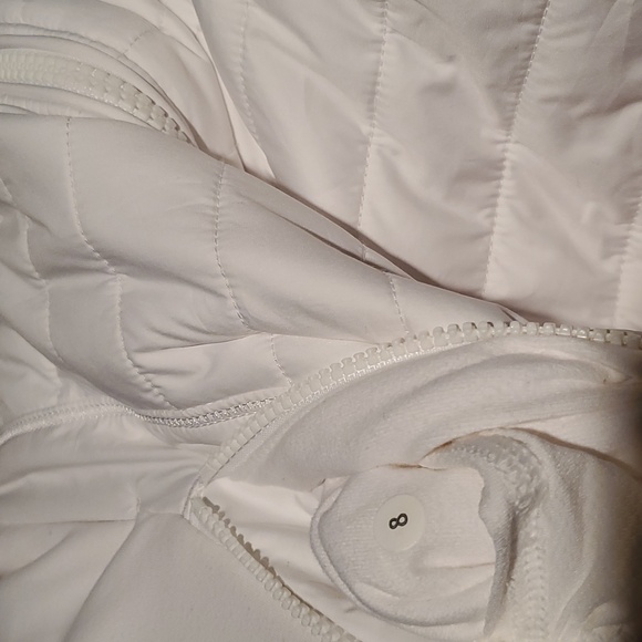 Lululemon First Mile Jacket in White - Picture 6 of 6